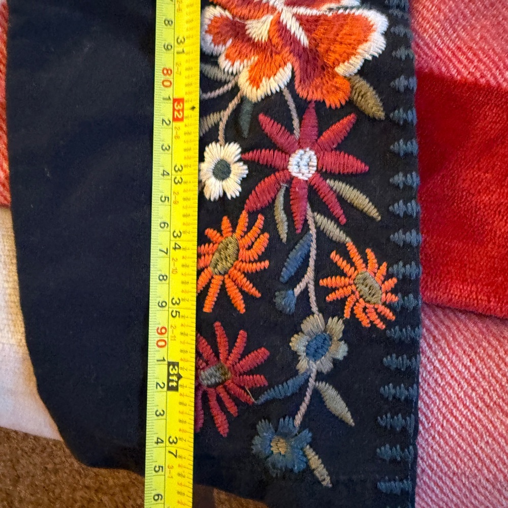 Johnny Was Embroidered Black Women's Leggings - Picture 7 of 7